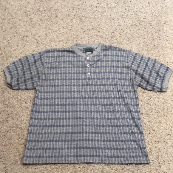 Other - 🛑FREE W/$10 purchase🛑 casual short sleeve shirt.